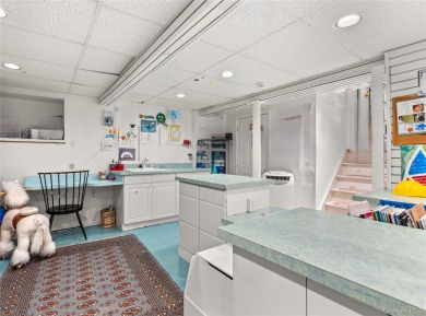 Stunning, fully renovated home featuring dramatic foyer entrance on Southward Ho Country Club in New York - for sale on GolfHomes.com, golf home, golf lot