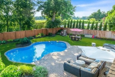 Stunning, fully renovated home featuring dramatic foyer entrance on Southward Ho Country Club in New York - for sale on GolfHomes.com, golf home, golf lot