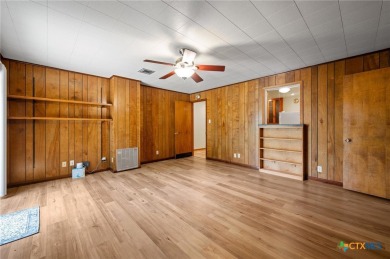 Charming Home in Established Neighborhood Near Golf Course!     
 on Luling Golf Club in Texas - for sale on GolfHomes.com, golf home, golf lot