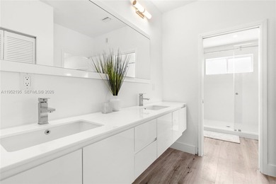 Priced to Sell!!Welcome Home! This Spectacular 3 Bedroom + 3 on Pompano Beach Golf Course  in Florida - for sale on GolfHomes.com, golf home, golf lot