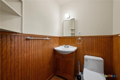 Charming Home in Established Neighborhood Near Golf Course!     
 on Luling Golf Club in Texas - for sale on GolfHomes.com, golf home, golf lot