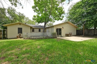 Charming Home in Established Neighborhood Near Golf Course!     
 on Luling Golf Club in Texas - for sale on GolfHomes.com, golf home, golf lot