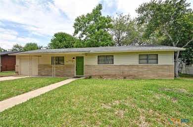 Charming Home in Established Neighborhood Near Golf Course!     
 on Luling Golf Club in Texas - for sale on GolfHomes.com, golf home, golf lot