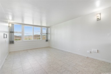 Golf course views! Welcome to this 2 bed, 1 bath, 691 sqft on Honolulu Country Club in Hawaii - for sale on GolfHomes.com, golf home, golf lot