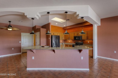 Beautifully updated 2-bed, 2-bath townhome in gated community of on Torres Blancas Golf Club in Arizona - for sale on GolfHomes.com, golf home, golf lot