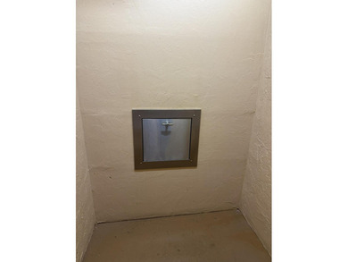 Charming Updated Condo in Lucerne Lakes 55+ Community! Welcome on Forest Oaks Golf Club in Florida - for sale on GolfHomes.com, golf home, golf lot