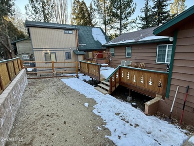 Location... Location... Location, this beautifully 3 bedroom, 2 on Big Bear Mountain Ski and Golf Resort in California - for sale on GolfHomes.com, golf home, golf lot