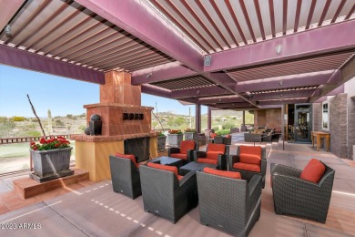 This spacious Valero model offers a desirable split floor plan on Anthem Golf and Country Club  in Arizona - for sale on GolfHomes.com, golf home, golf lot