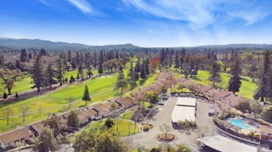 Beautiful Silverado Resort end unit located on the 15th hole on Silverado Country Club and Resort in California - for sale on GolfHomes.com, golf home, golf lot