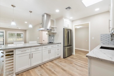Are you ready for a turnkey golf course home with open concept on Sun City Lakes West and East in Arizona - for sale on GolfHomes.com, golf home, golf lot