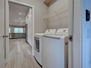 Under contract-accepting backup offers. CHECK OUT THE NEW PRICE! on Pelican Pointe Golf and Country Club in Florida - for sale on GolfHomes.com, golf home, golf lot