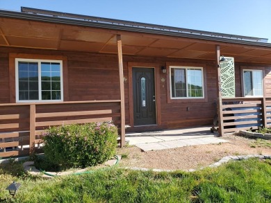 Fantastic location for an incredible newer 1 level ranch home on Hollydot Golf Course in Colorado - for sale on GolfHomes.com, golf home, golf lot