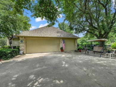 Welcome to 9705 Argyle Court -- a meticulously cared-for home on Pecan Plantation Country Club in Texas - for sale on GolfHomes.com, golf home, golf lot