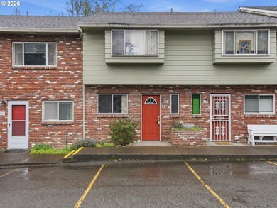 Golf course frontage and opportunity meet in this 2 bedroom, 1.5 on Gresham Golf Course in Oregon - for sale on GolfHomes.com, golf home, golf lot