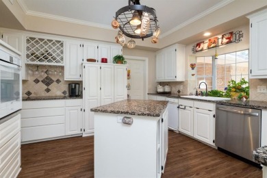OPPORT  UNITY! The Bold and the Beautiful.  Holiday dinners and on The Club At Runaway Bay in Texas - for sale on GolfHomes.com, golf home, golf lot