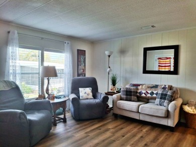 Beautiful 2BR/2BA Turn-Key Home in Rolling Greens Village on Rolling Greens Executive Golf Community in Florida - for sale on GolfHomes.com, golf home, golf lot