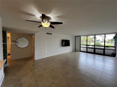 Exceptional value in prime East Boca Raton. Spacious 2 bed 2 on Royal Palm Yacht and Country Club in Florida - for sale on GolfHomes.com, golf home, golf lot