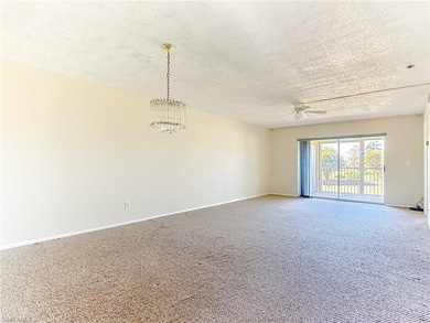 Prime second-floor 2-bedroom, 2-bath condo with in-residence on Royal Palm Golf Club in Florida - for sale on GolfHomes.com, golf home, golf lot