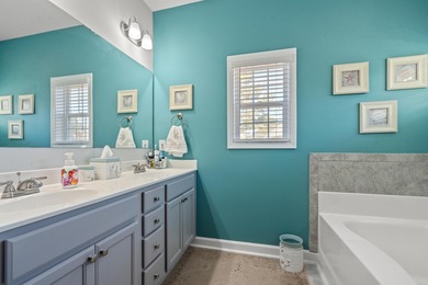 Come see 172 Board Landing Circle today and prepare to fall in on Shaftesbury Glen Golf and Fish Club in South Carolina - for sale on GolfHomes.com, golf home, golf lot