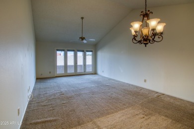 Discover this charming 3-bed, 2-bath townhome in the on Oakwood Golf Club  in Arizona - for sale on GolfHomes.com, golf home, golf lot