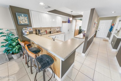 PENTHOUSE floor with PARTIAL OCEAN VIEW, FULL INTRACOASTAL on Harbour Village Golf and Yacht Club in Florida - for sale on GolfHomes.com, golf home, golf lot