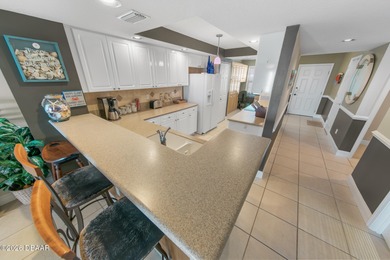 PENTHOUSE floor with PARTIAL OCEAN VIEW, FULL INTRACOASTAL on Harbour Village Golf and Yacht Club in Florida - for sale on GolfHomes.com, golf home, golf lot