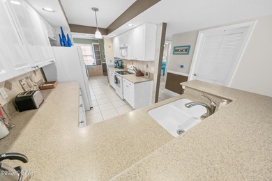 PENTHOUSE floor with PARTIAL OCEAN VIEW, FULL INTRACOASTAL on Harbour Village Golf and Yacht Club in Florida - for sale on GolfHomes.com, golf home, golf lot