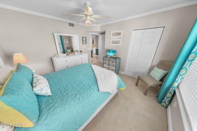 PENTHOUSE floor with PARTIAL OCEAN VIEW, FULL INTRACOASTAL on Harbour Village Golf and Yacht Club in Florida - for sale on GolfHomes.com, golf home, golf lot