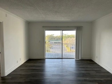 Spacious 2BR/2BA condo in the peaceful 55+ community of Oriole on Oriole Golf and Tennis Club in Florida - for sale on GolfHomes.com, golf home, golf lot