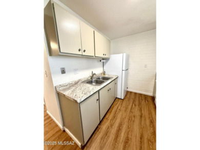 Wonderful First Story unit featuring: 2 bedrooms 1 bathroom on Randolph Park Golf Courses in Arizona - for sale on GolfHomes.com, golf home, golf lot