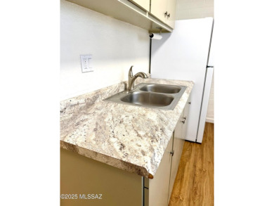 Wonderful First Story unit featuring: 2 bedrooms 1 bathroom on Randolph Park Golf Courses in Arizona - for sale on GolfHomes.com, golf home, golf lot