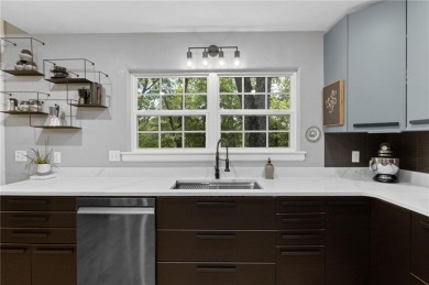 Beautiful remodeled home that backs up to the Tunnel Vision Bike on Bella Vista Country Club and Golf Course in Arkansas - for sale on GolfHomes.com, golf home, golf lot