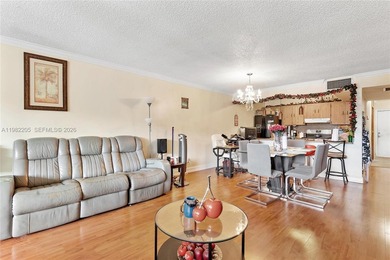 GREAT OPPORTUNITY 3BED/2BATH ONE STORY VILLA IN THE HEART OF on Pembroke Lakes Golf Club in Florida - for sale on GolfHomes.com, golf home, golf lot