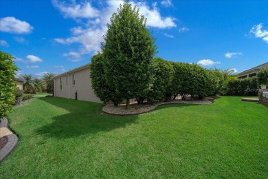 Welcome home to this beautiful 3 Bedroom, 2 1/2 Bath Bridgeport on Pennbrooke Fairways in Florida - for sale on GolfHomes.com, golf home, golf lot