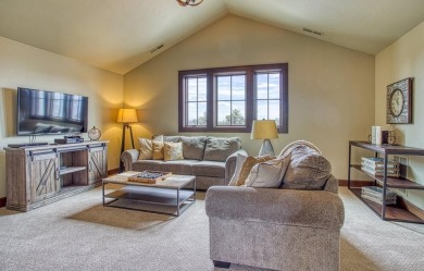 Beautiful custom home on double lot in Brasada Ranch. Mountain on Brasada Canyons Golf Course in Oregon - for sale on GolfHomes.com, golf home, golf lot