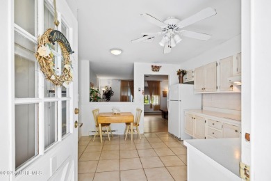 This spacious Baronet model offers 2 bedrooms, 1 bath, 1 car on Greenbriar Woodlands in New Jersey - for sale on GolfHomes.com, golf home, golf lot