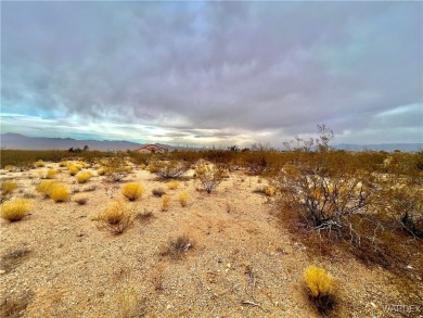 Welcome to 9136 N Concho Dr, located in the sought-after Valle on Valle Vista Golf Course in Arizona - for sale on GolfHomes.com, golf home, golf lot