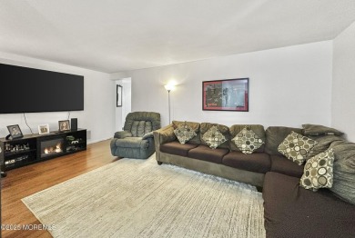 Lovely lower level with garage in Raintree Community, Enjoy easy on Raintree Golf Course in New Jersey - for sale on GolfHomes.com, golf home, golf lot