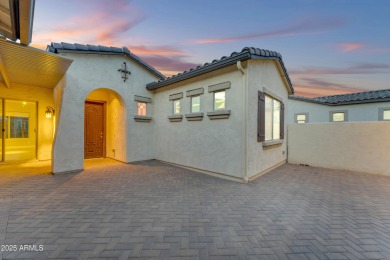 Beautiful 2-bed, 2-bath home with den located in the gated 55+ on Estrella Mountain Ranch Golf Course in Arizona - for sale on GolfHomes.com, golf home, golf lot