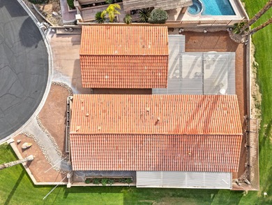 Welcome to this spacious 1,792 sq ft manufactured home situated on Ivey Ranch Country Club in California - for sale on GolfHomes.com, golf home, golf lot