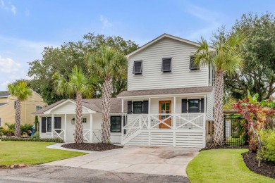 Beautifully renovated 3 bedroom beach house with expansive pool on Wild Dunes Harbor Golf Resort in South Carolina - for sale on GolfHomes.com, golf home, golf lot