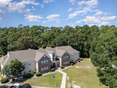 Welcome to this two-bedroom, two-bathroom, condo in the on Wachesaw Plantation East Golf Course in South Carolina - for sale on GolfHomes.com, golf home, golf lot