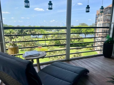 Beautifully remodeled 2/2 condo located in the desirable Park on Pembroke Lakes Golf Club in Florida - for sale on GolfHomes.com, golf home, golf lot