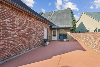 Beautiful 3-bedroom, 4-bathroom (2 full, 2 half) end-unit on Pelican Point Golf Club in Louisiana - for sale on GolfHomes.com, golf home, golf lot