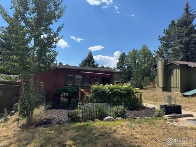Cabin-Style Condo in Prime Estes Park Location. Enjoy the charm on Estes Park Golf Course in Colorado - for sale on GolfHomes.com, golf home, golf lot