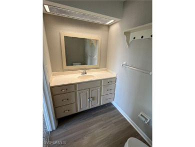 Welcome Home to your beautiful, clean, bright & sunny south Fort on Myerlee Country Club in Florida - for sale on GolfHomes.com, golf home, golf lot