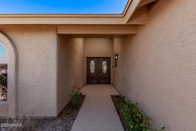 Fully remodeled alameda with beautiful upgrades in the active on Cottonwood Country Club in Arizona - for sale on GolfHomes.com, golf home, golf lot