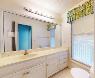 Discover the charm of Bella Vista living in this inviting on Bella Vista Country Club and Golf Course in Arkansas - for sale on GolfHomes.com, golf home, golf lot