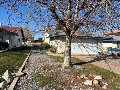 This beautiful golf course home, with great view has an open on Silver Lakes Golf Course in California - for sale on GolfHomes.com, golf home, golf lot