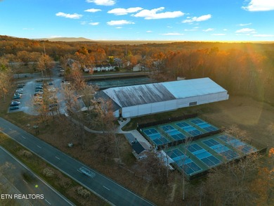 Don't miss this beautiful corner lot located in the heart of on Heatherhurst Golf Course in Tennessee - for sale on GolfHomes.com, golf home, golf lot